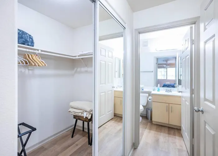 Apartment Hidden Gem In 2 Bed, 2 Bath Tempe
