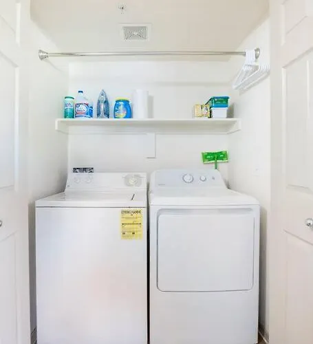 Hidden Gem In 2 Bed, 2 Bath * Tempe